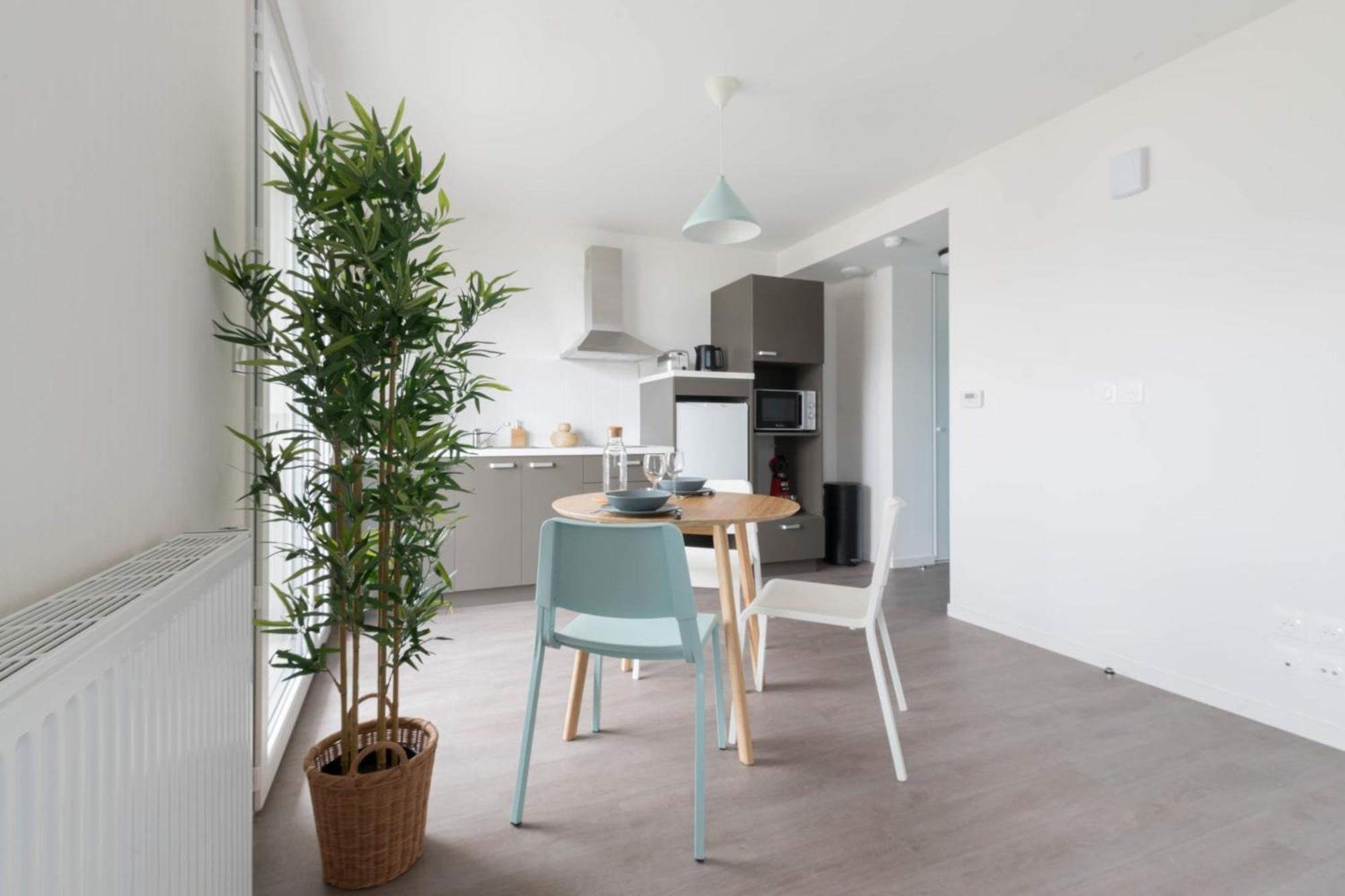 Camille - Studio Wifi Et Gare เลอม็องส์ ภายนอก รูปภาพ