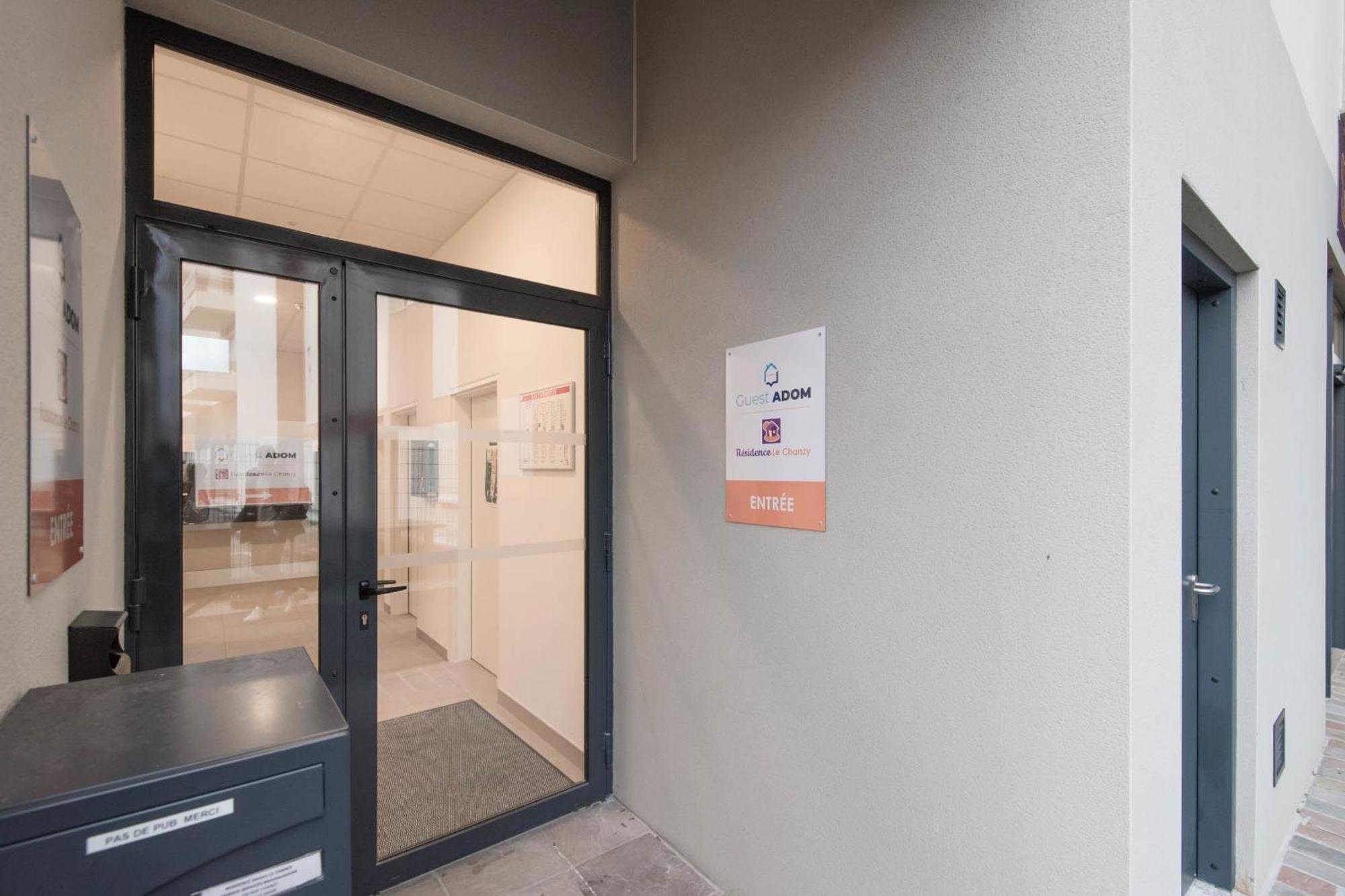 Camille - Studio Wifi Et Gare เลอม็องส์ ภายนอก รูปภาพ